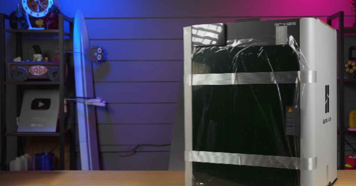 Bambu Lab H2S 3D printer